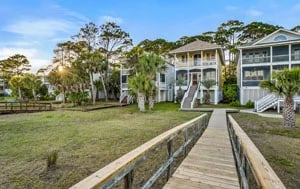 1 - exterior dockside_300-1