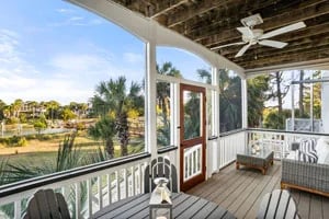 14 - screened porch 2_300